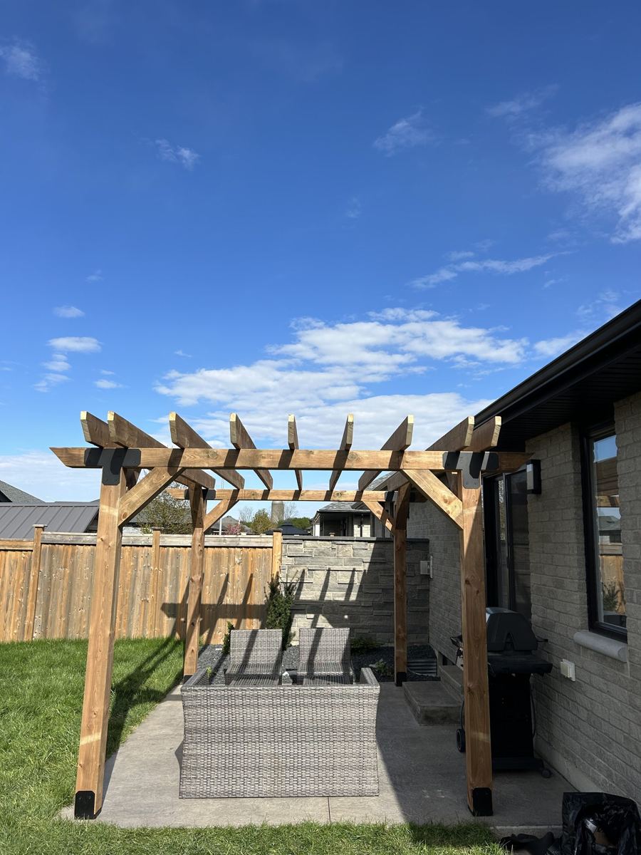 Premium Pergola — photo 1
